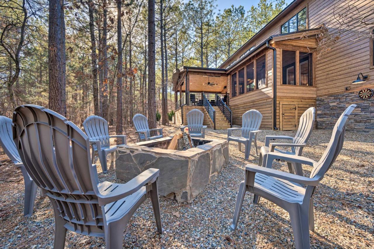 Broken Bow Lazy Dog Lodge With Hot Tub, Pool Table Buitenkant foto